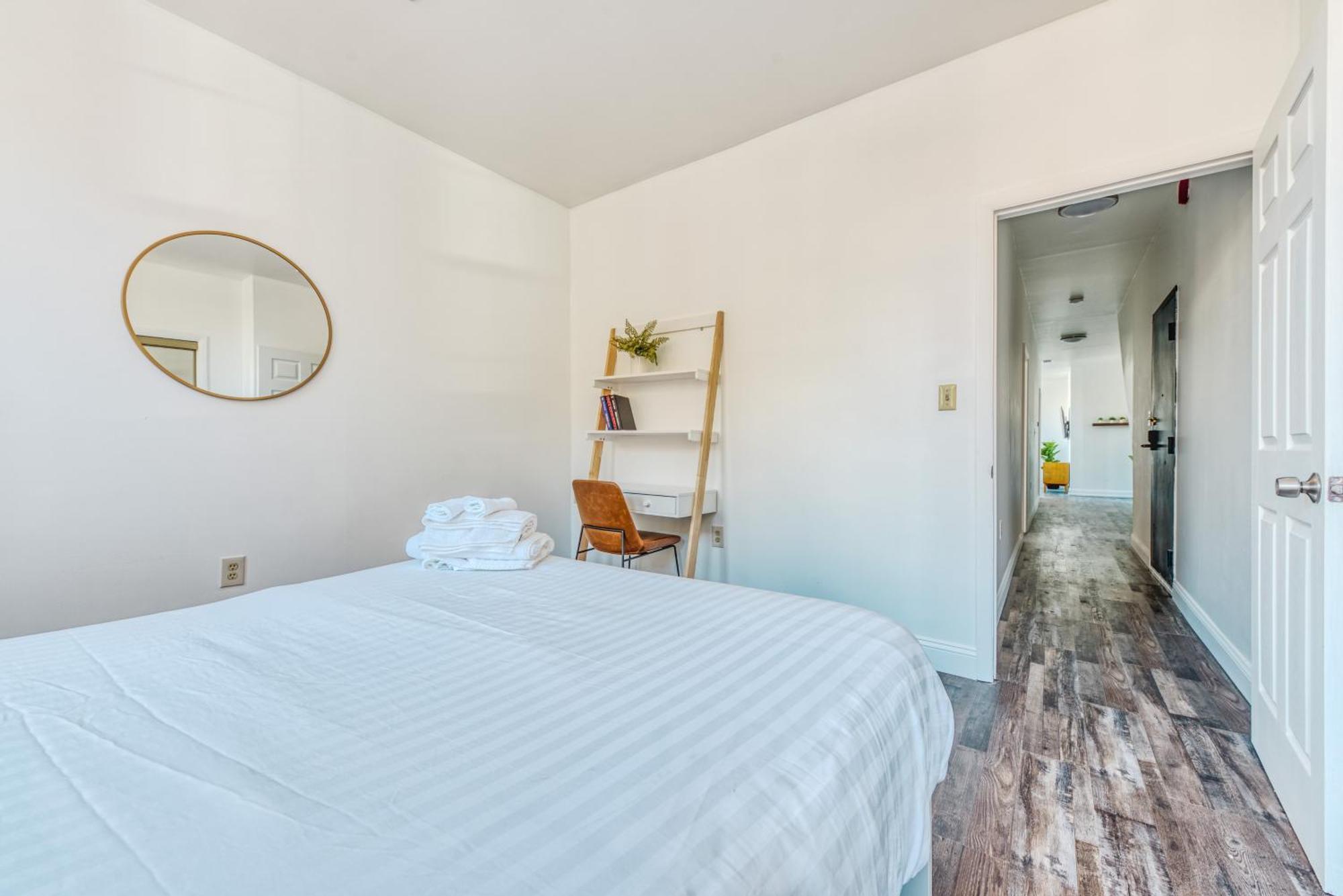 The Stairway Suites - Convention Center فيلادلفيا الغرفة الصورة